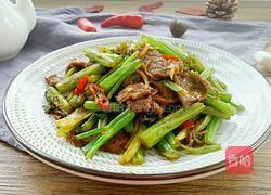 芹菜牛肉的做法图解11