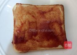 火腿鸡蛋三明治的做法图解2