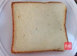 Illustration of how to make ham and egg sandwich 4