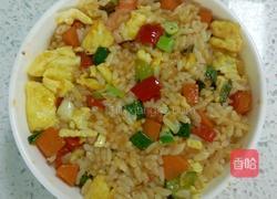 虾仁鸡蛋炒饭的做法图解8