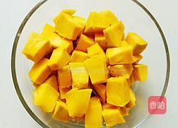 金瓜小米粥的做法图解1