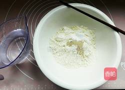 牛肉馅大包子的做法图解3