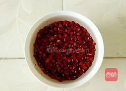 牛奶红豆冰棍的做法图解1