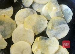 土豆炒洋葱的做法图解3