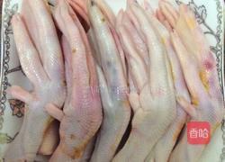 泡椒鸭爪的做法图解1