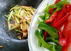 芹菜炒五花肉的做法图解10