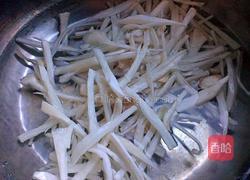 凉拌鸡腿菇的做法图解3