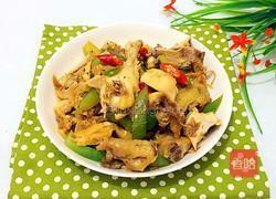 青辣椒炒鸡肉的做法图解9