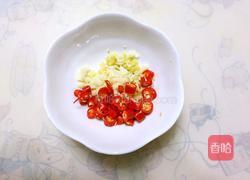 皮蛋黄瓜的做法图解3