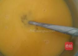 胡萝卜丝炒鸡蛋的做法图解1