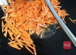 胡萝卜丝炒鸡蛋的做法图解3