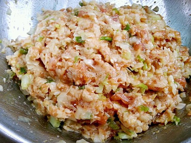 饺子馅拌好了