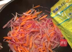 胡萝卜炒洋葱的做法图解6