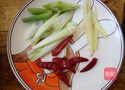 豆瓣酱烧鲈鱼的做法图解4