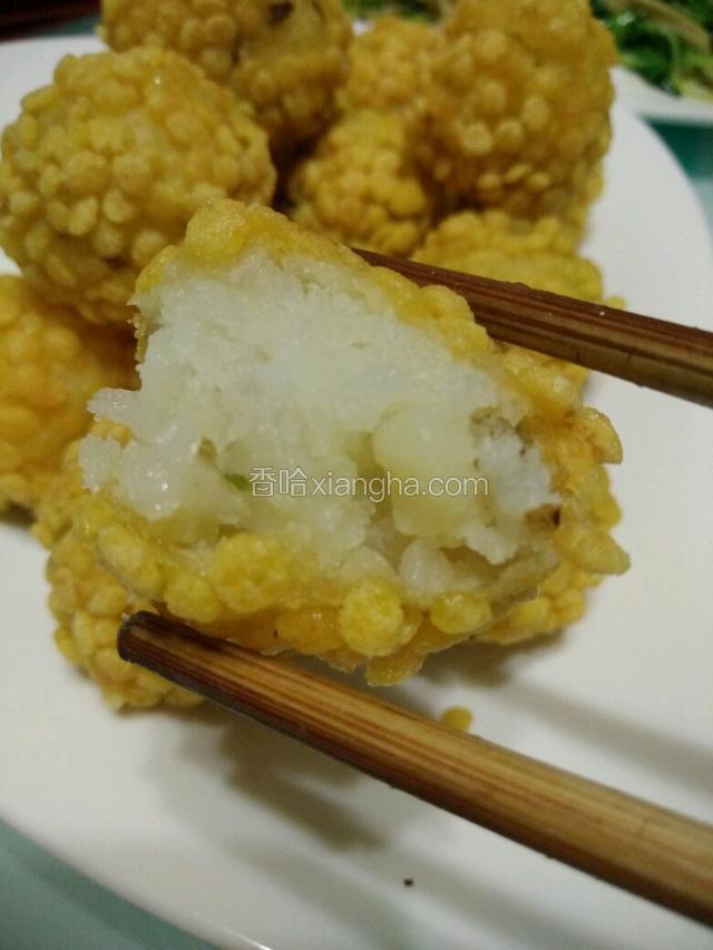 咬开后的样子，香脆松软！