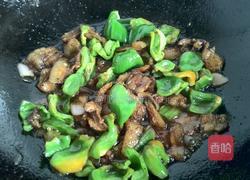 青椒五花肉的做法图解7