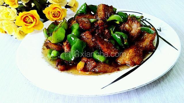 香味已经扑鼻了，口水也流出来了，快吃快吃。