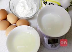 电压力锅做蛋糕的做法图解1