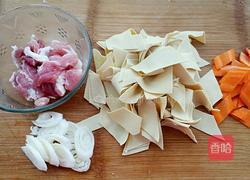 大白菜炖干豆腐的做法图解2