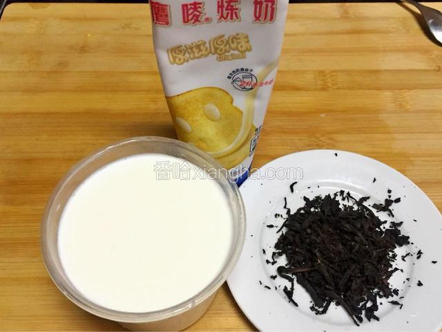 准备好食材，砂糖忘记拍照了