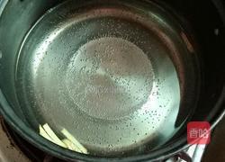 韭菜猪红汤的做法图解1