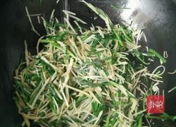 韭菜炒土豆的做法图解6