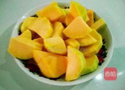 咸蛋南瓜的做法图解1