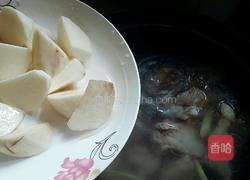 淮山枸杞子排骨汤的做法图解6