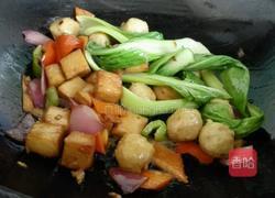 鱼丸鱼豆腐炒时蔬的做法图解5