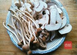 油浸菌菇的做法图解1