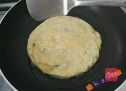 葱花油饼的做法图解18