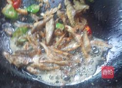 青椒小干鱼的做法图解6