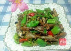 青椒小干鱼的做法图解9