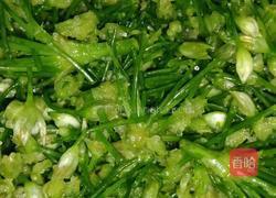 腌韭菜花的做法图解1