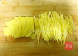 凉拌酸甜土豆丝的做法图解2