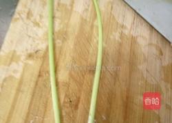 黑木耳草鱼肉片汤的做法图解5