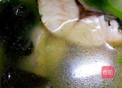 黑木耳草鱼肉片汤的做法图解18