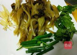 酸菜猪血汤的做法图解3