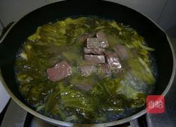 酸菜猪血汤的做法图解7
