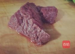 牛肉米粉的做法图解2