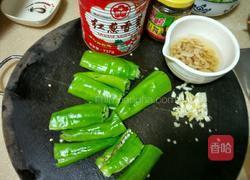 酱焖辣椒的做法图解1
