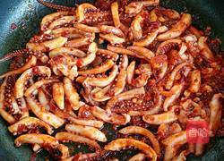 豆瓣酱爆鱿鱼的做法图解5