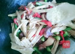 红烧肉烧腐竹的做法图解9