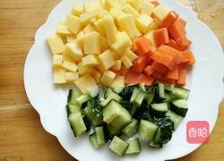 宫爆土豆丁的做法图解1