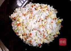 葱香火腿肠蛋炒饭的做法图解16