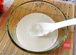 酸奶麦片的做法图解1
