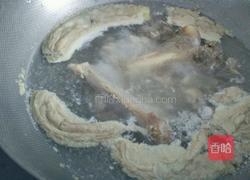 胡萝卜羊肉汤的做法图解4