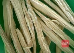 麻辣腐竹的做法图解1