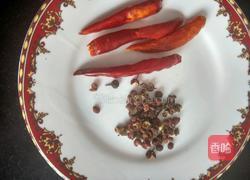 麻辣腐竹的做法图解2