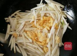 茭白炒鸡蛋的做法图解7